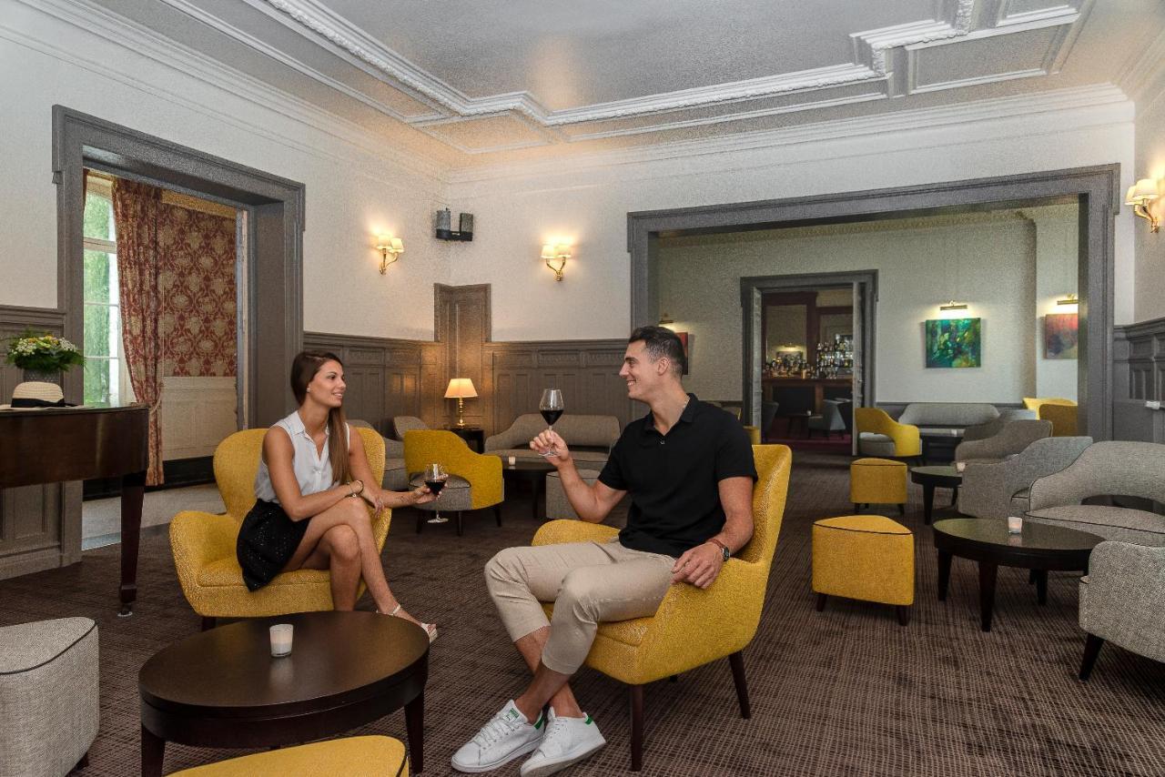 Hotel Chateau Tilques エクステリア 写真