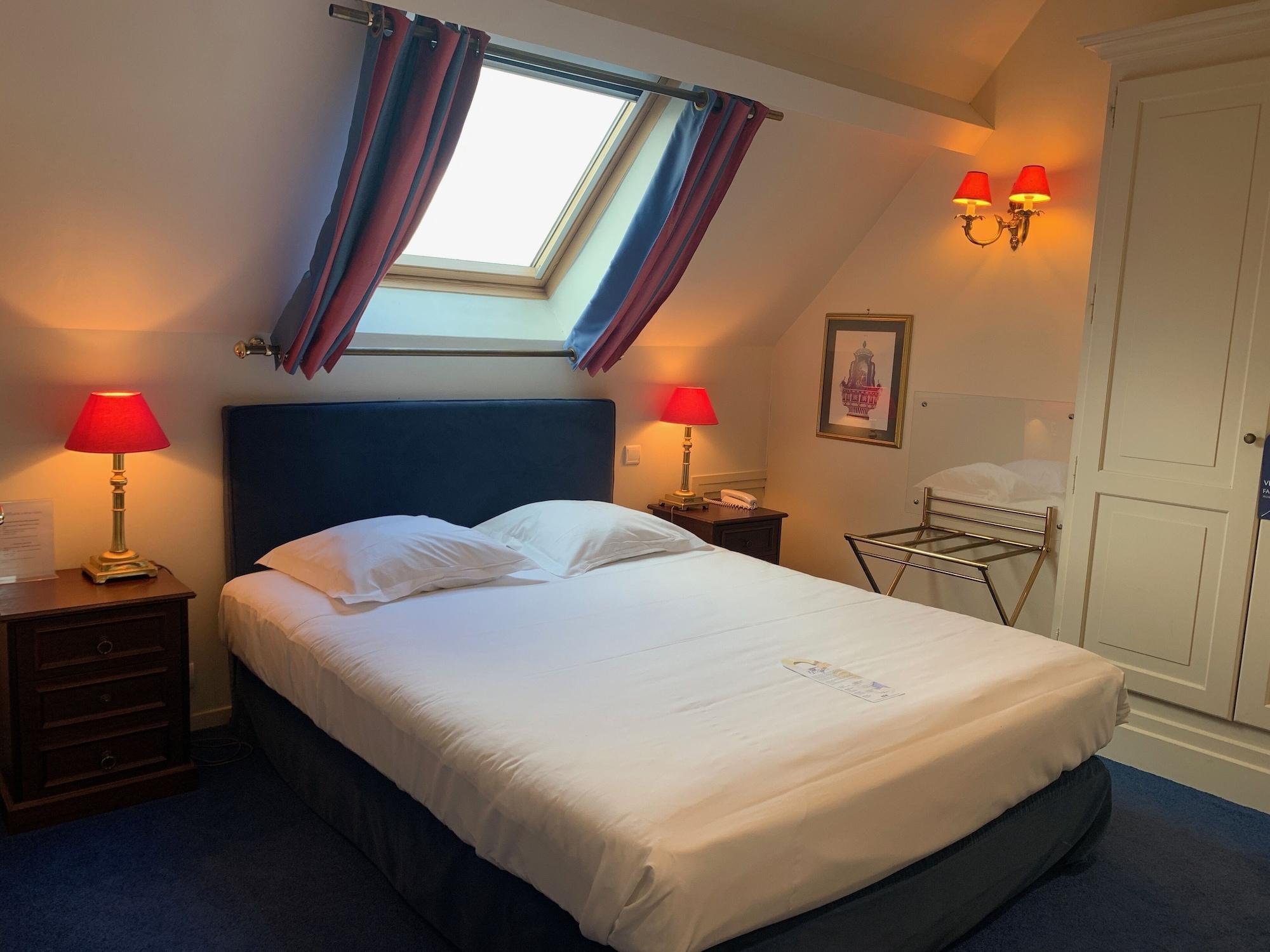 Hotel Chateau Tilques エクステリア 写真