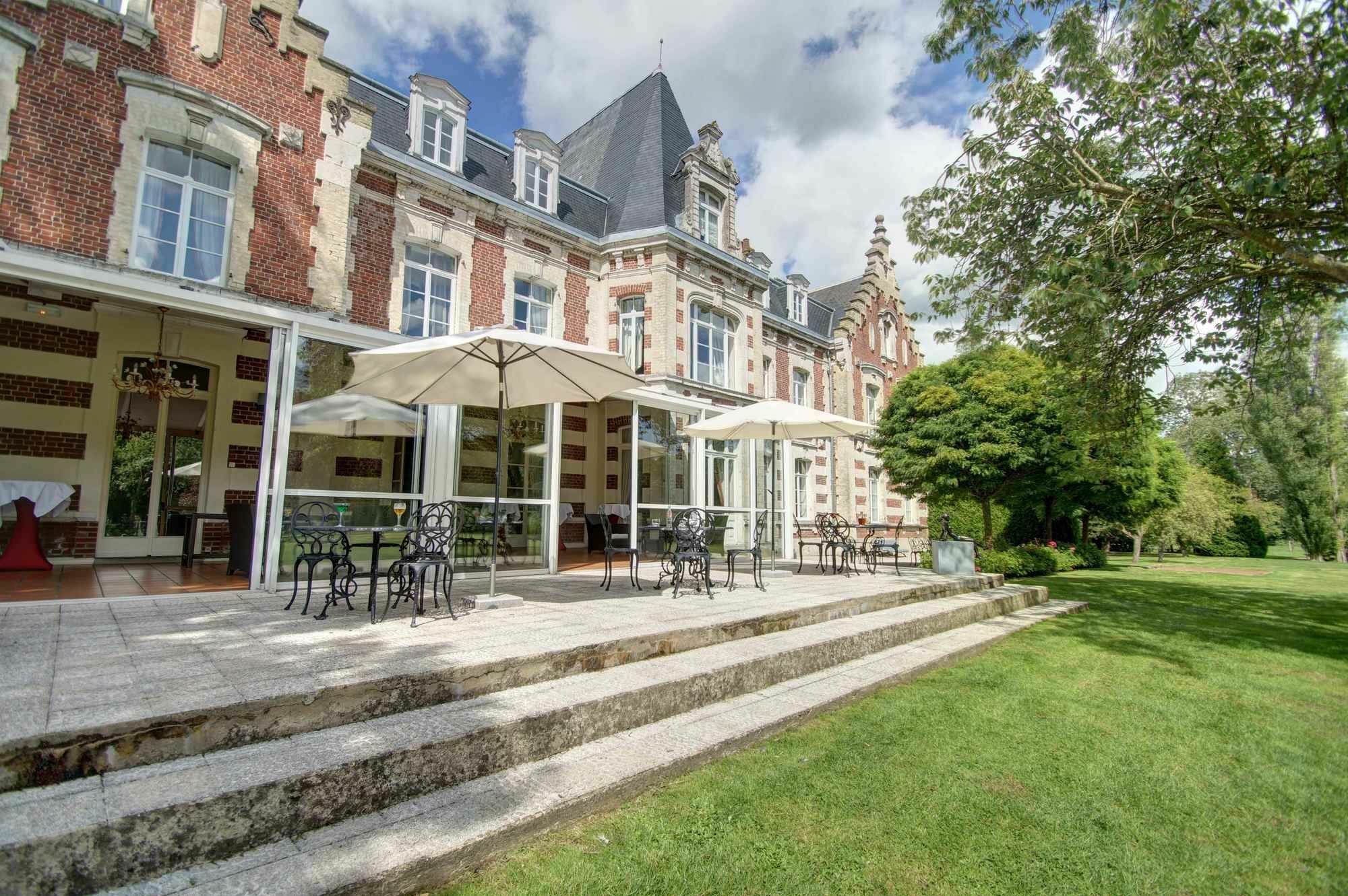 Hotel Chateau Tilques エクステリア 写真